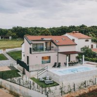 Predivna kuća sa okućnicom u srcu Istre, okolica Tinjana - 2