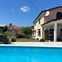 Lijepo uređena kuća s bazenom od 155 m2, Prodaja - 2