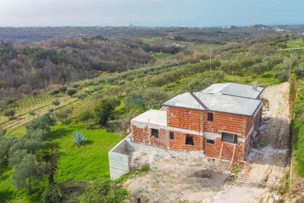 Momjan, villa panoramskim pogledom na more