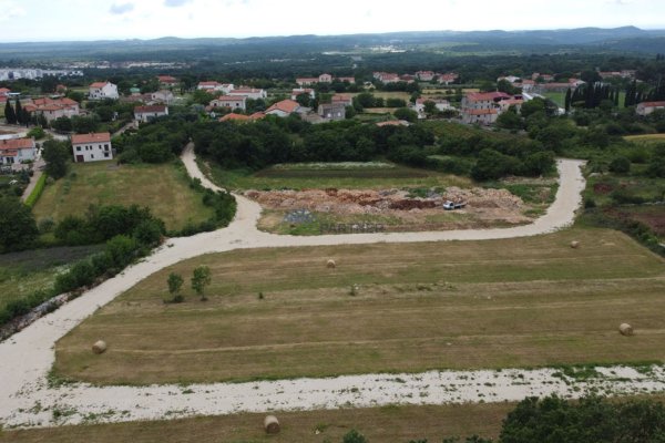Više građevinskih zemljišta na prodaji, Rovinj okolica