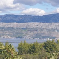 Građevinsko zemljište na otoku Braču, Supetar 3.900 m2 - 3