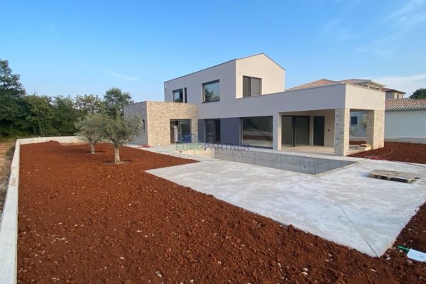 Moderna vila u izgradnji, blizina Poreča